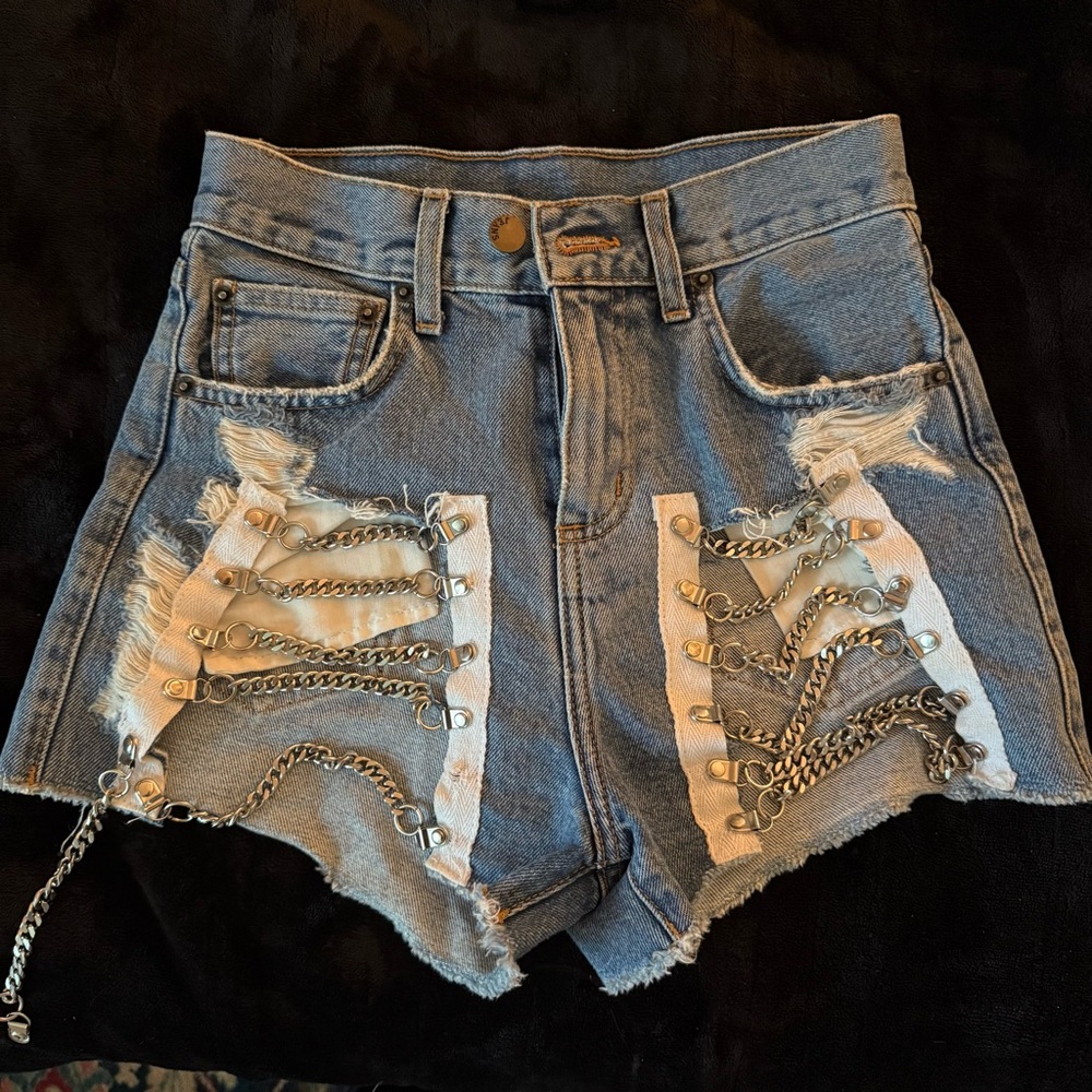 CARMAR CHAIN JEAN SHORT